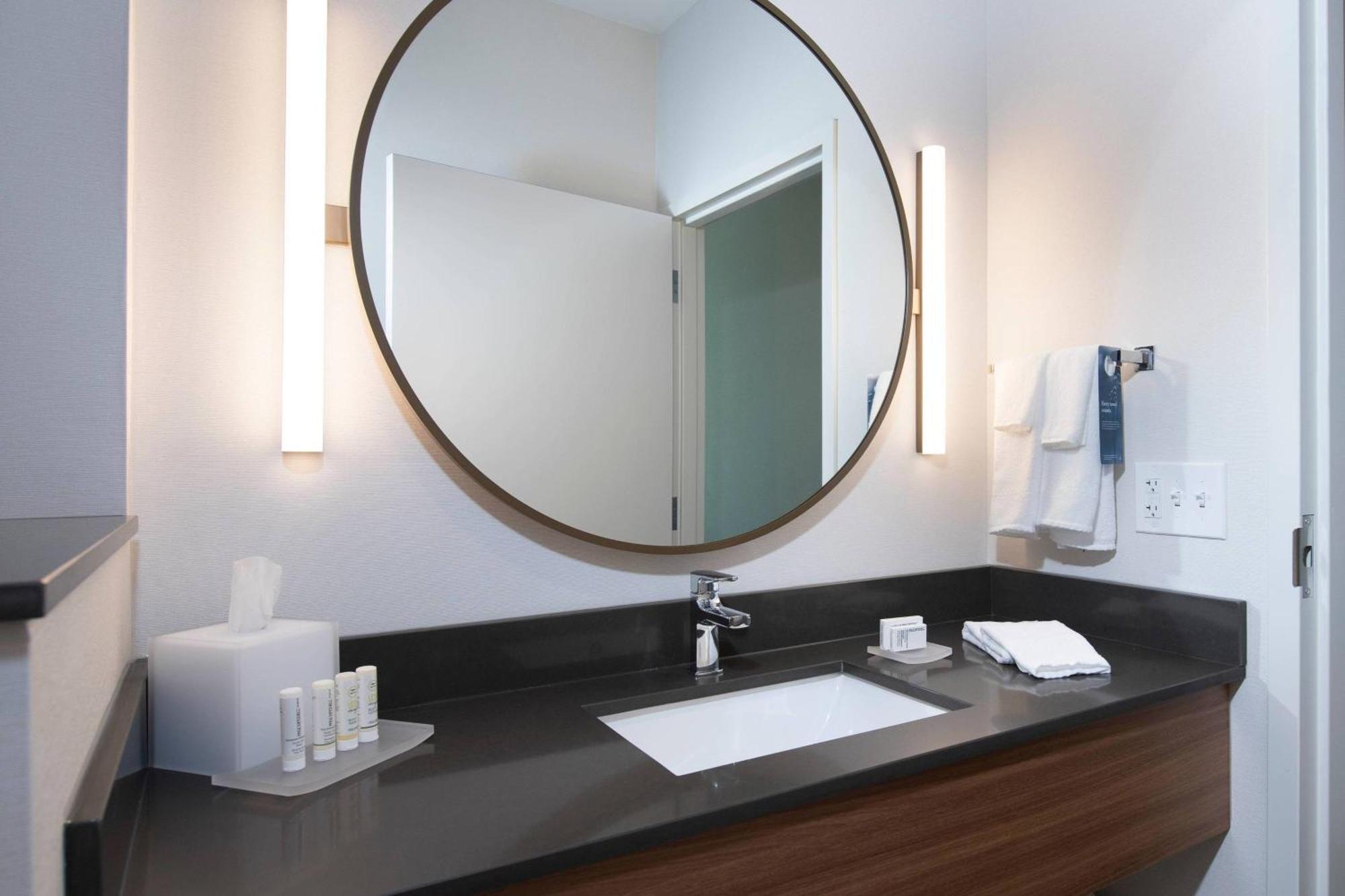 Fairfield Inn & Suites By Marriott Dayton North Murlin Heights Ngoại thất bức ảnh